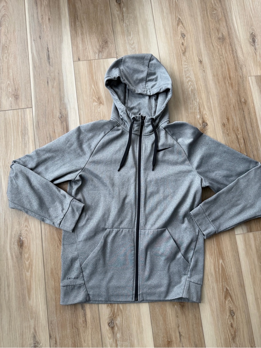Nike Men’s Dri Fit Gray Full-Zip Performance Hoodie Jacket